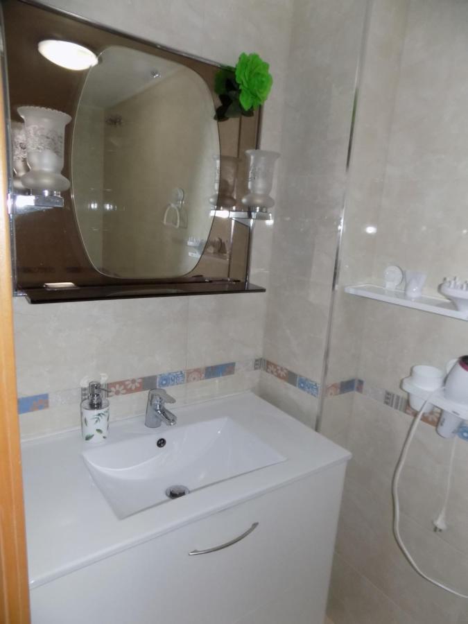 Malaga Centro Habitaciones Privada En Apartamento Compartidos Exteriör bild